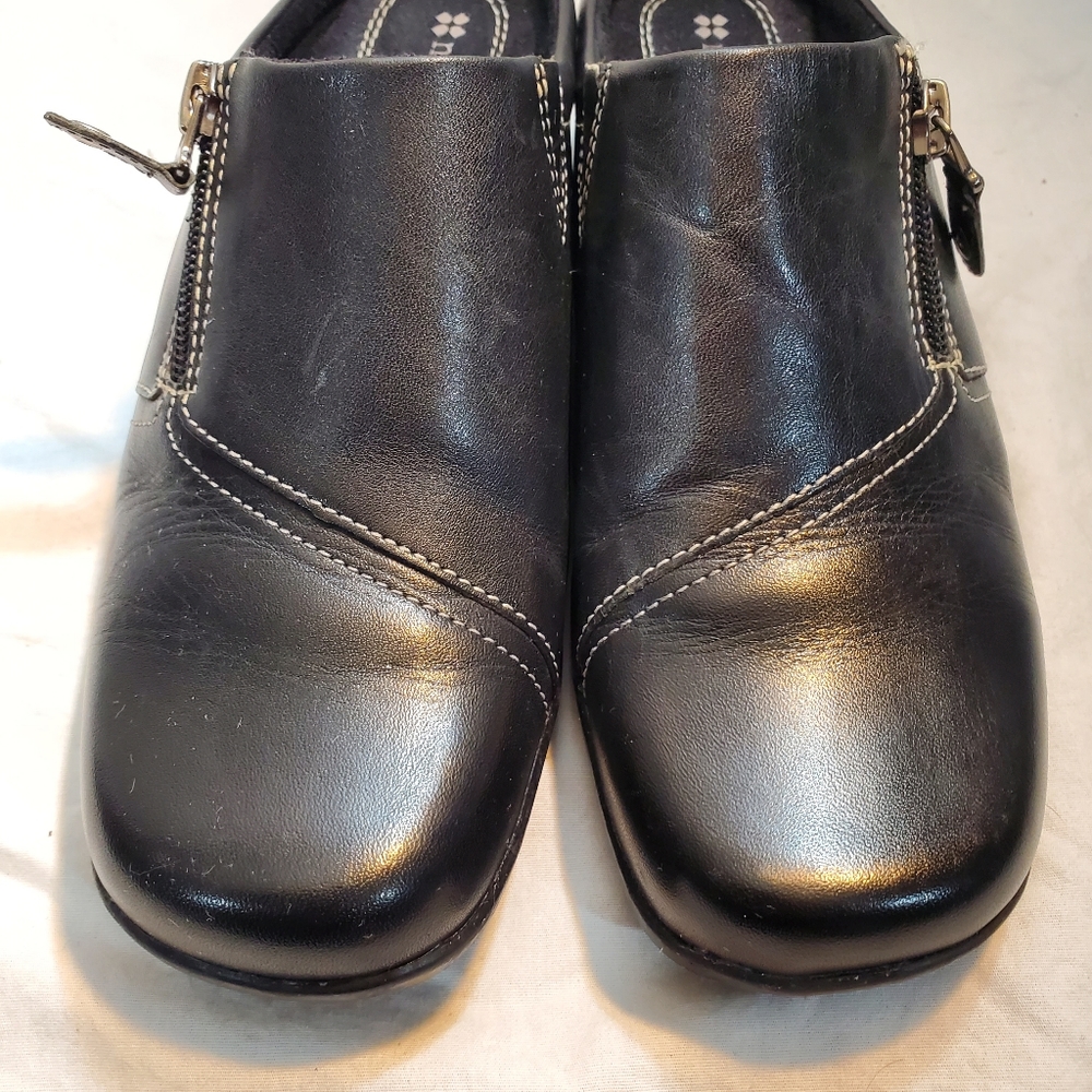 Naturalizer Adile black women's shoes
